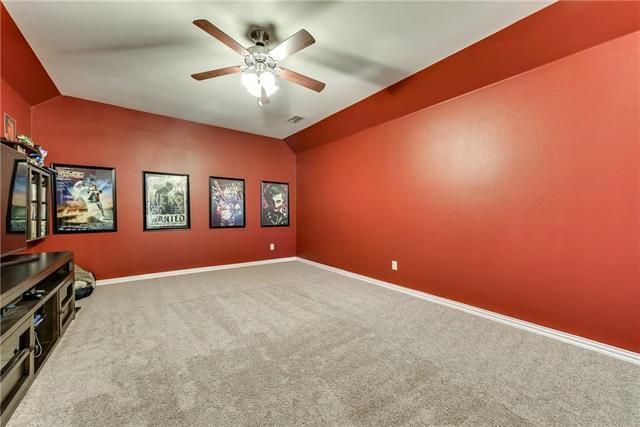 Building Photo - 1300 Poplar Dr