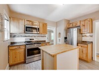 Building Photo - Super nice and clean Minneapolis property ...