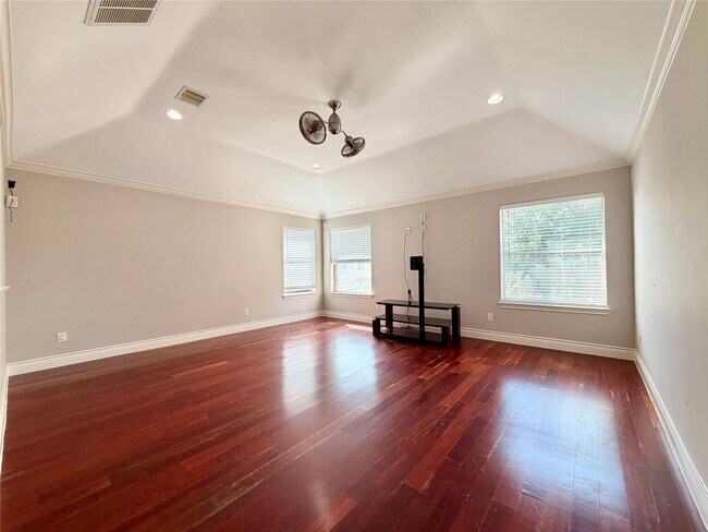 Building Photo - 5124 Carefree Dr