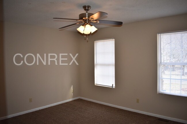 Building Photo - 639 Upward Way