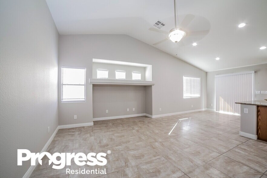 Building Photo - 1825 Midnight Wind Ct
