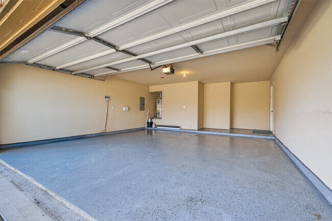 Building Photo - 5530 Casa Calvet Dr