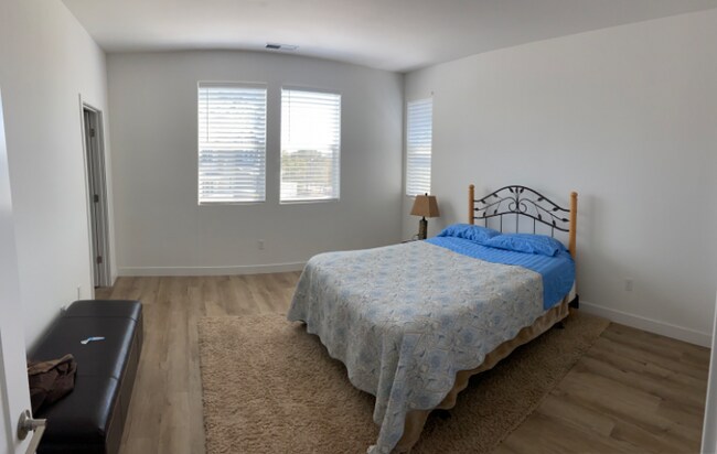 Building Photo - 231 Gambrel Cir
