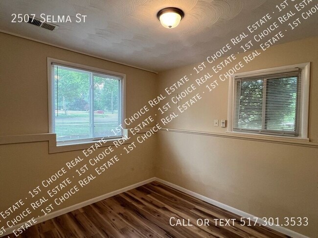 Building Photo - 2507 Selma St