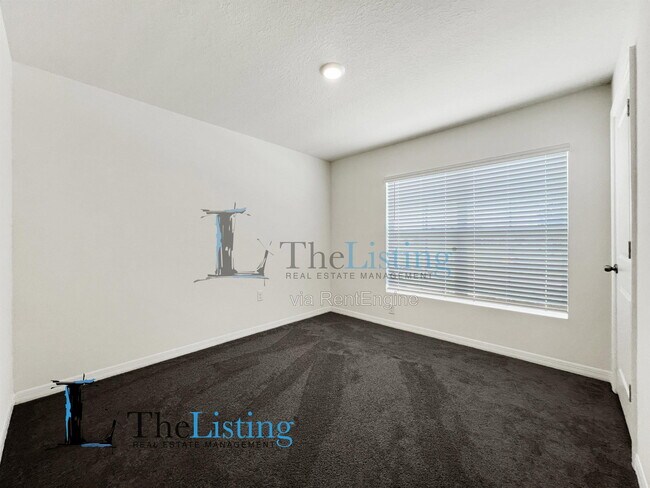 Building Photo - 822 Will Scarlett Ave