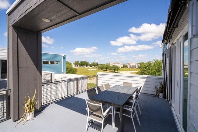 Building Photo - 7740 Sandy Ridge Dr