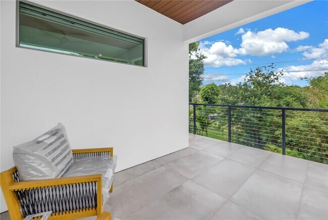 Building Photo - 2314 Floyd St