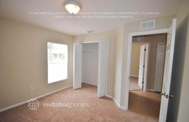 Building Photo - 427 Biscayne Ave NW