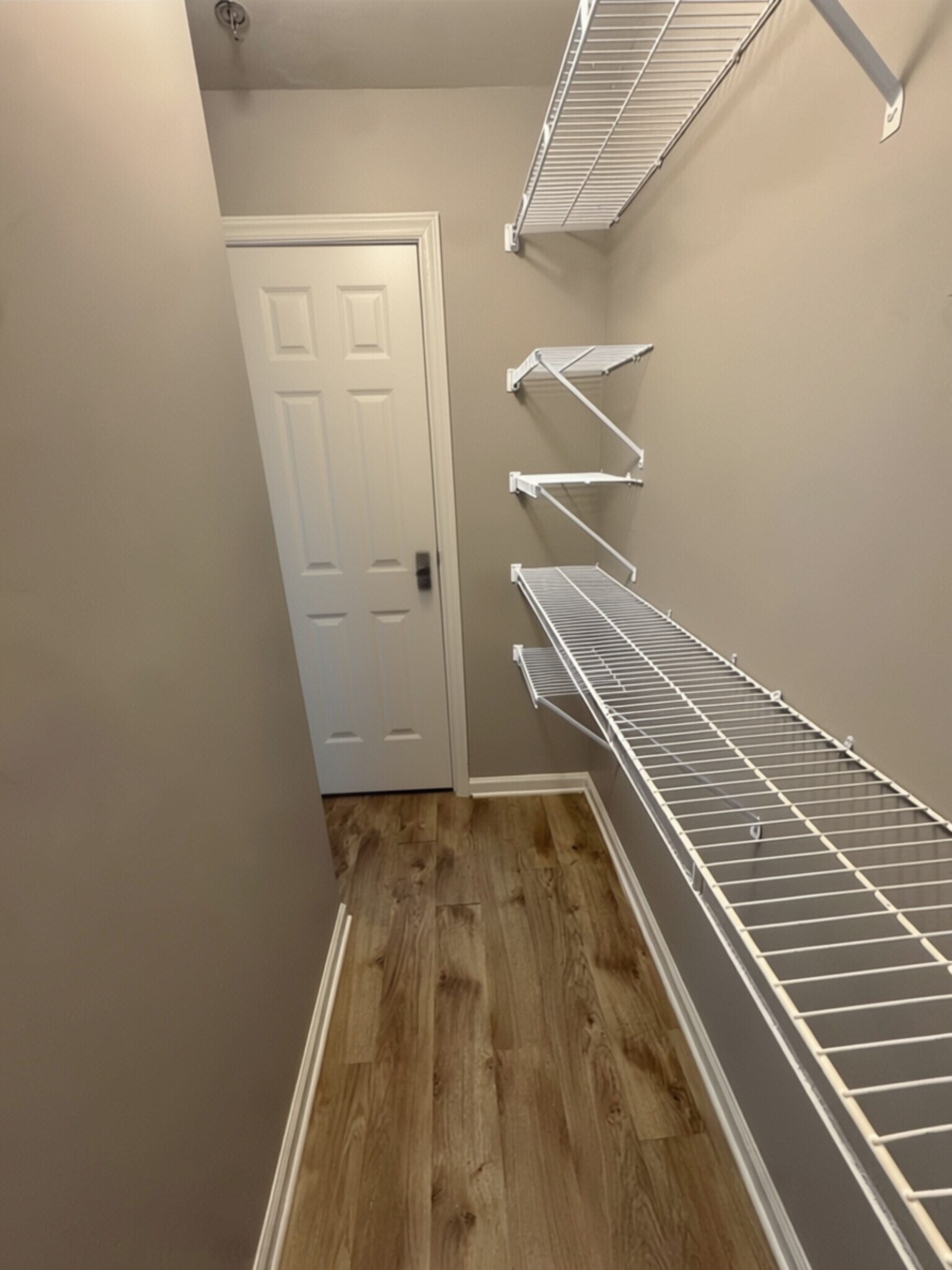 Building Photo - 513 N Graham St