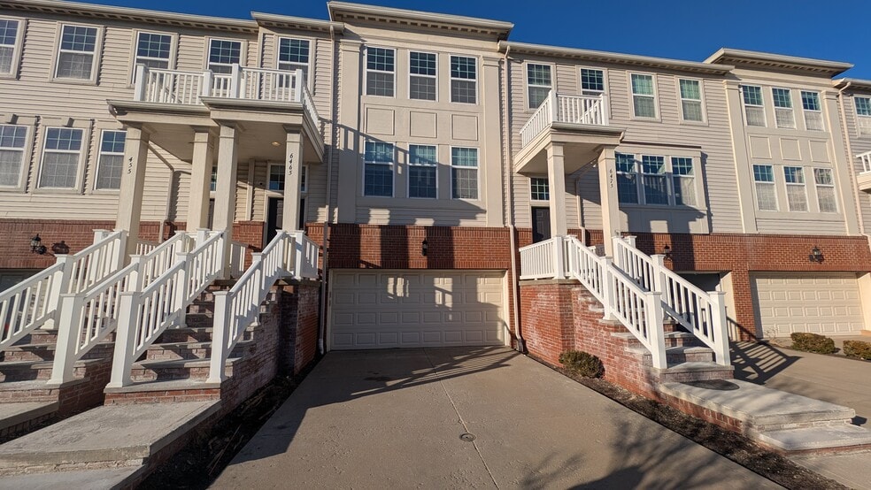 Building Photo - 6465 Park Pointe Ct