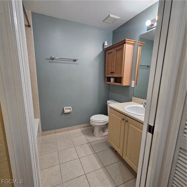 Building Photo - 8423 Bernwood Cove Loop