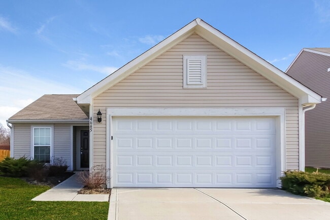 Building Photo - 4645 Deacon Ln