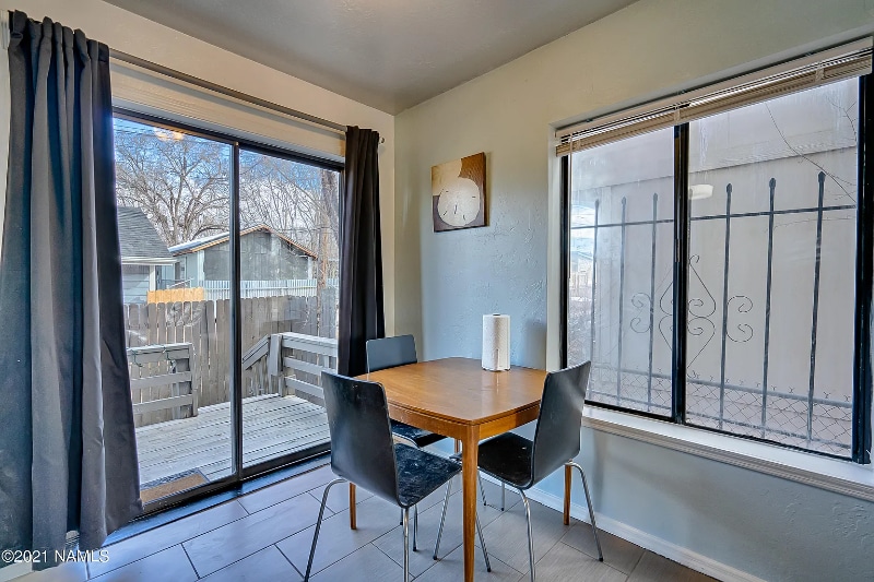 Building Photo - 508 S Fountaine St