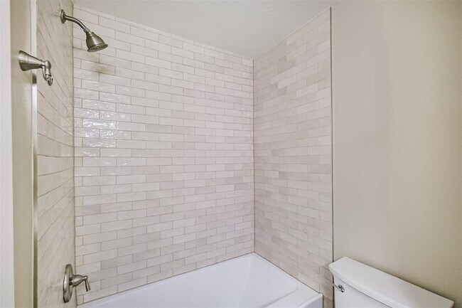 Building Photo - 14527 Golden Cypress Ln