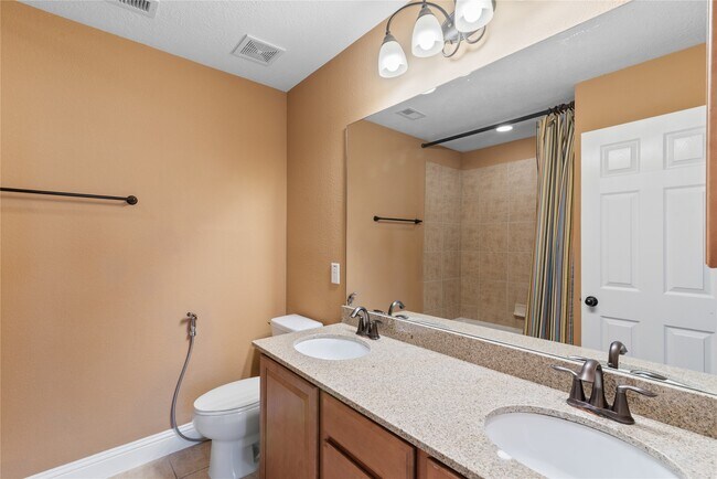 Building Photo - 11119 Hayden Falls Dr