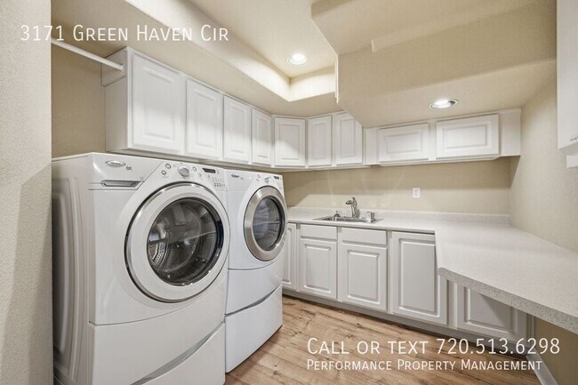 Building Photo - 3171 Green Haven Cir