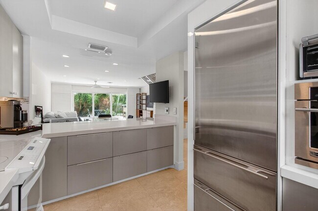 Building Photo - 130 Andrews Ave