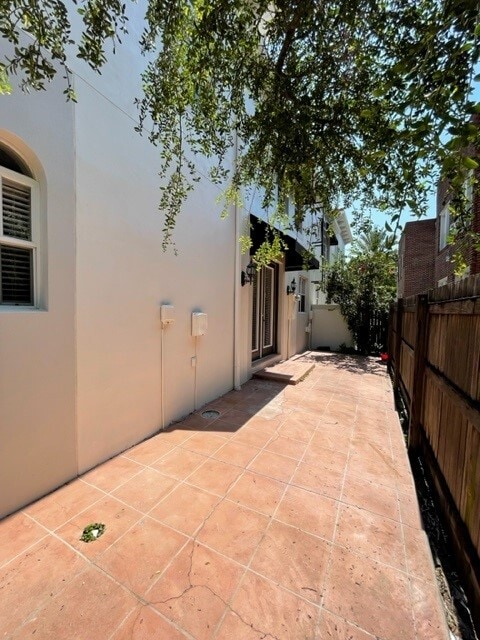 Building Photo - 507 S Westland Ave