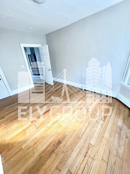 Building Photo - 119 Day St