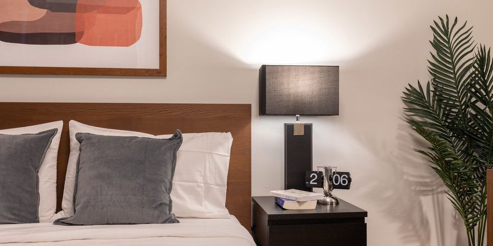 Building Photo - 61 Park Dr