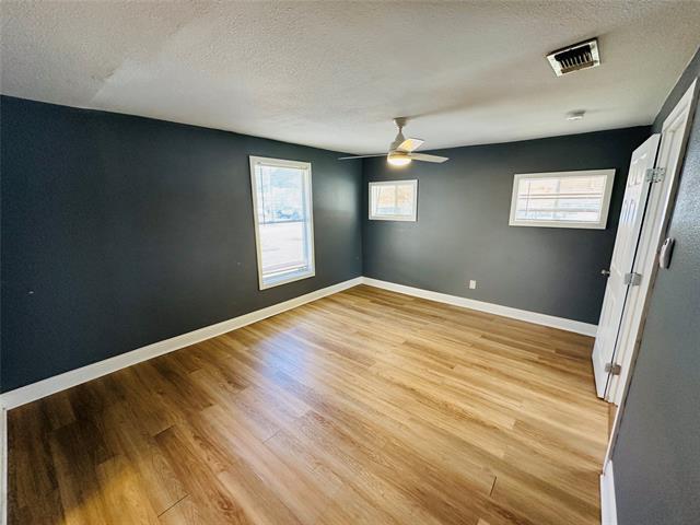 Building Photo - 2801 Ennis Ave