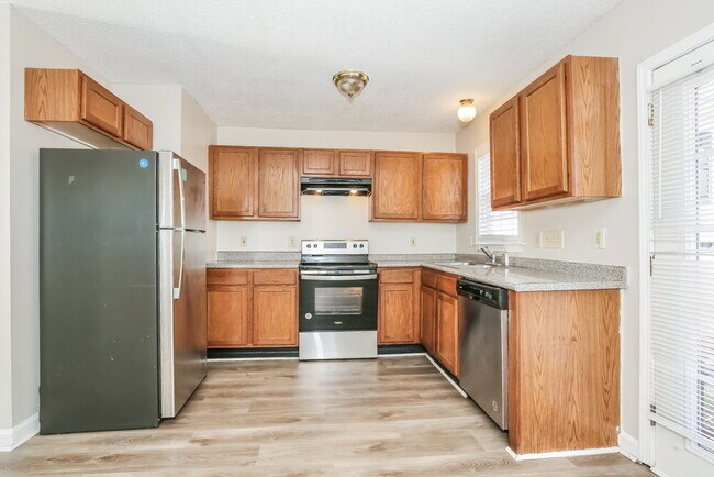 Building Photo - 2346 Floyd St