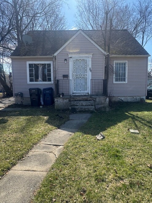 Building Photo - 711 W Dewey St