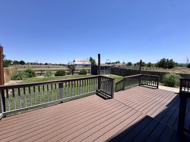 Building Photo - 11260 Jersey Way