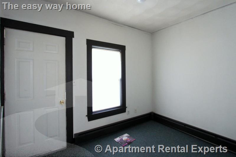 Building Photo - 53 Hinckley St