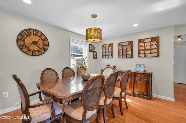 Building Photo - 519 Ryeside Ave