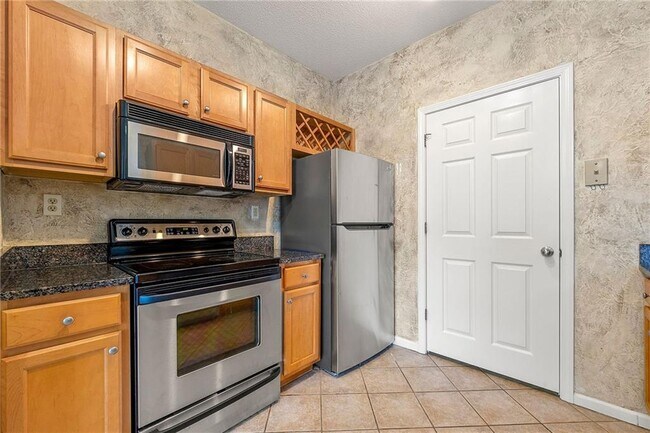 Building Photo - 4333 Dunwoody Park