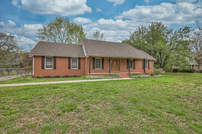 Building Photo - 5020 Old Salem Rd