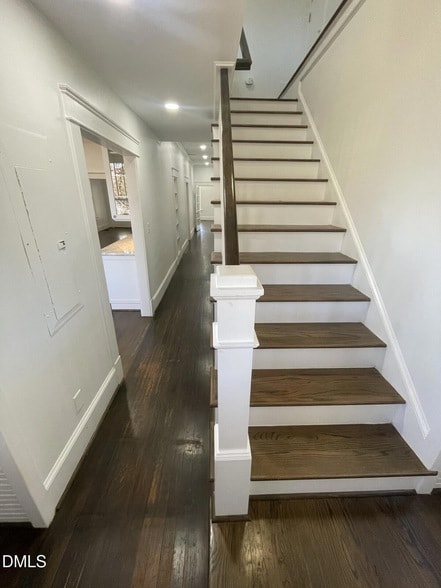 Building Photo - 313 Calvin Rd