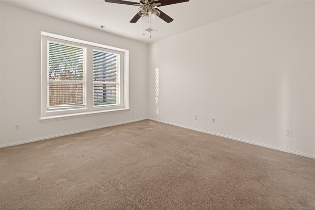 Building Photo - 12102 City Trek Ln