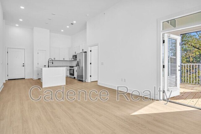 Building Photo - 610 S Kerr Ave