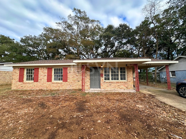 Building Photo - 689 Tarawa Dr