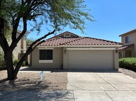 Building Photo - 1121 E Monona Dr