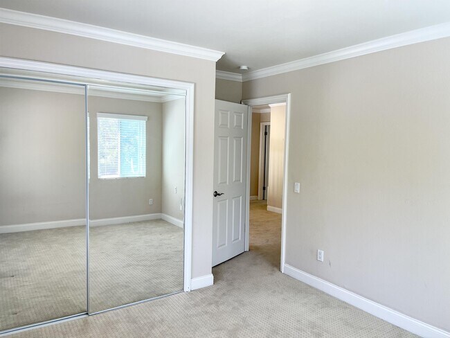 Building Photo - 205 Camille Way
