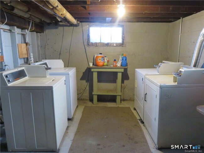 Building Photo - 139 Ardmore Rd