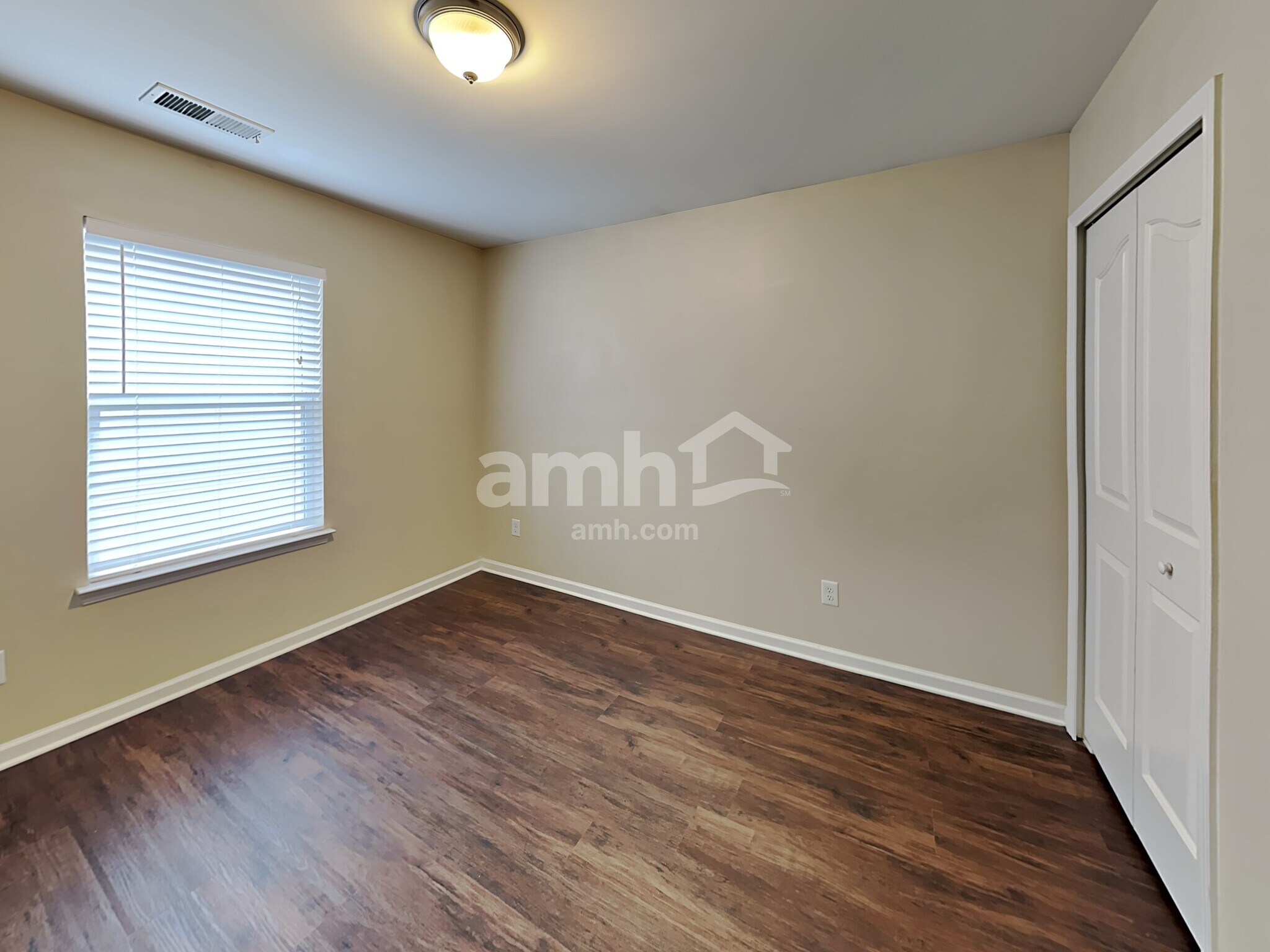 Building Photo - 2411 Cairns Mill Ct