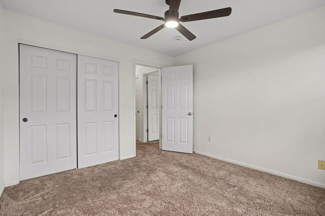 Building Photo - 1549 S Florence Way