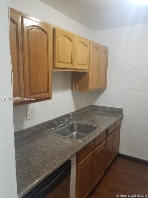 Building Photo - 2520 NW 39th Way