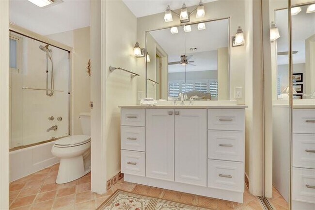 Building Photo - 2000 S Ocean Ln