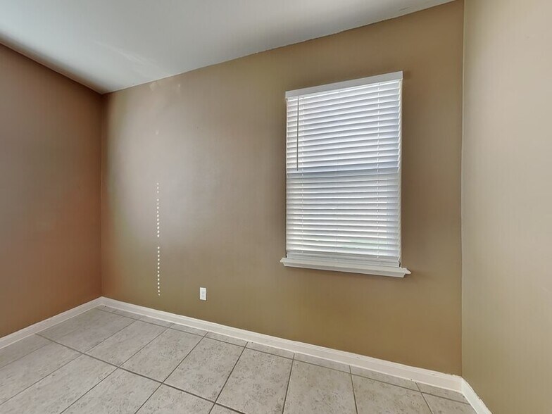 Building Photo - 6140 Nathan Creek Dr