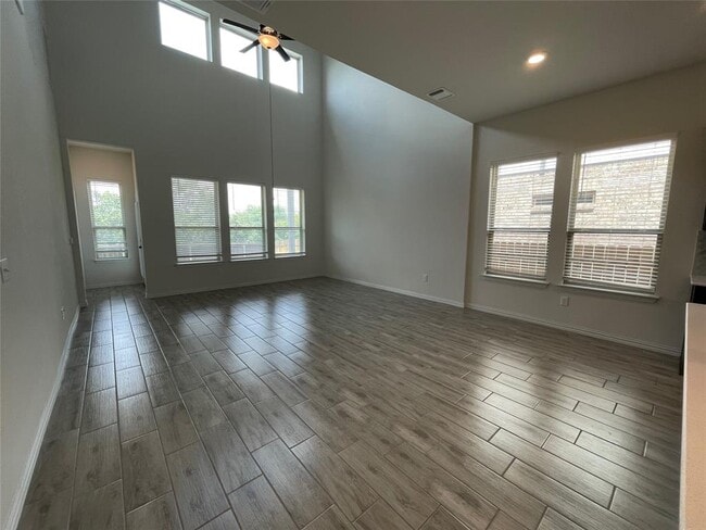 Building Photo - 12906 Stanford Dr