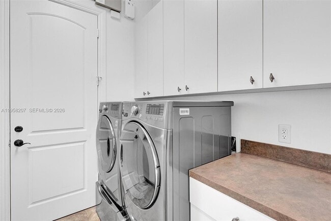 Building Photo - 17529 Middlebrook Way