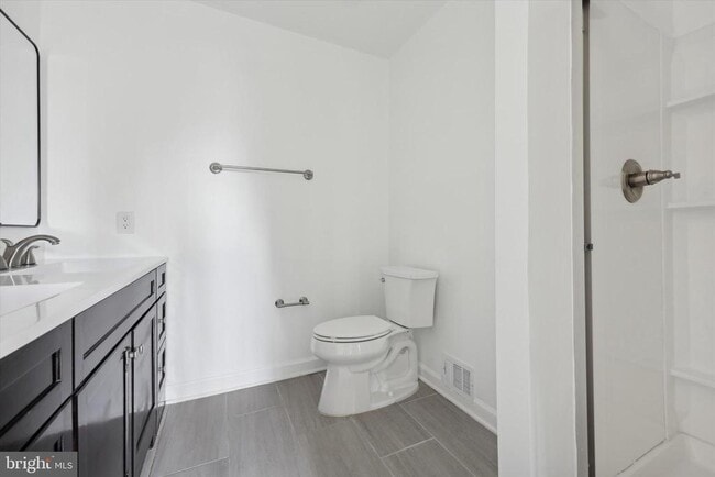 Building Photo - 306 Manor Ln