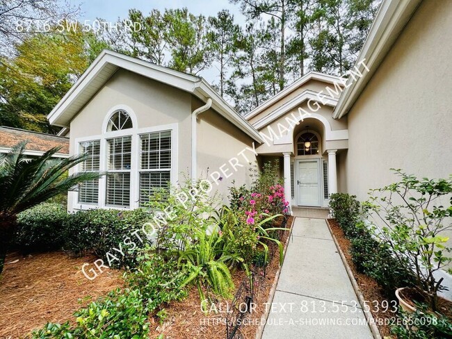 Building Photo - Charming Home in Haile Plantation with Mod...