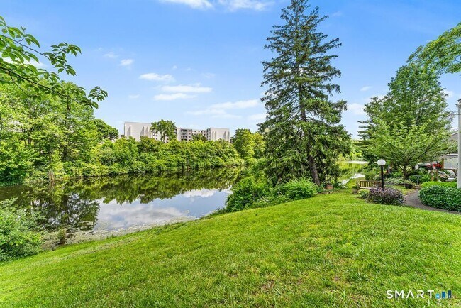 Building Photo - 3 Clemens Ct