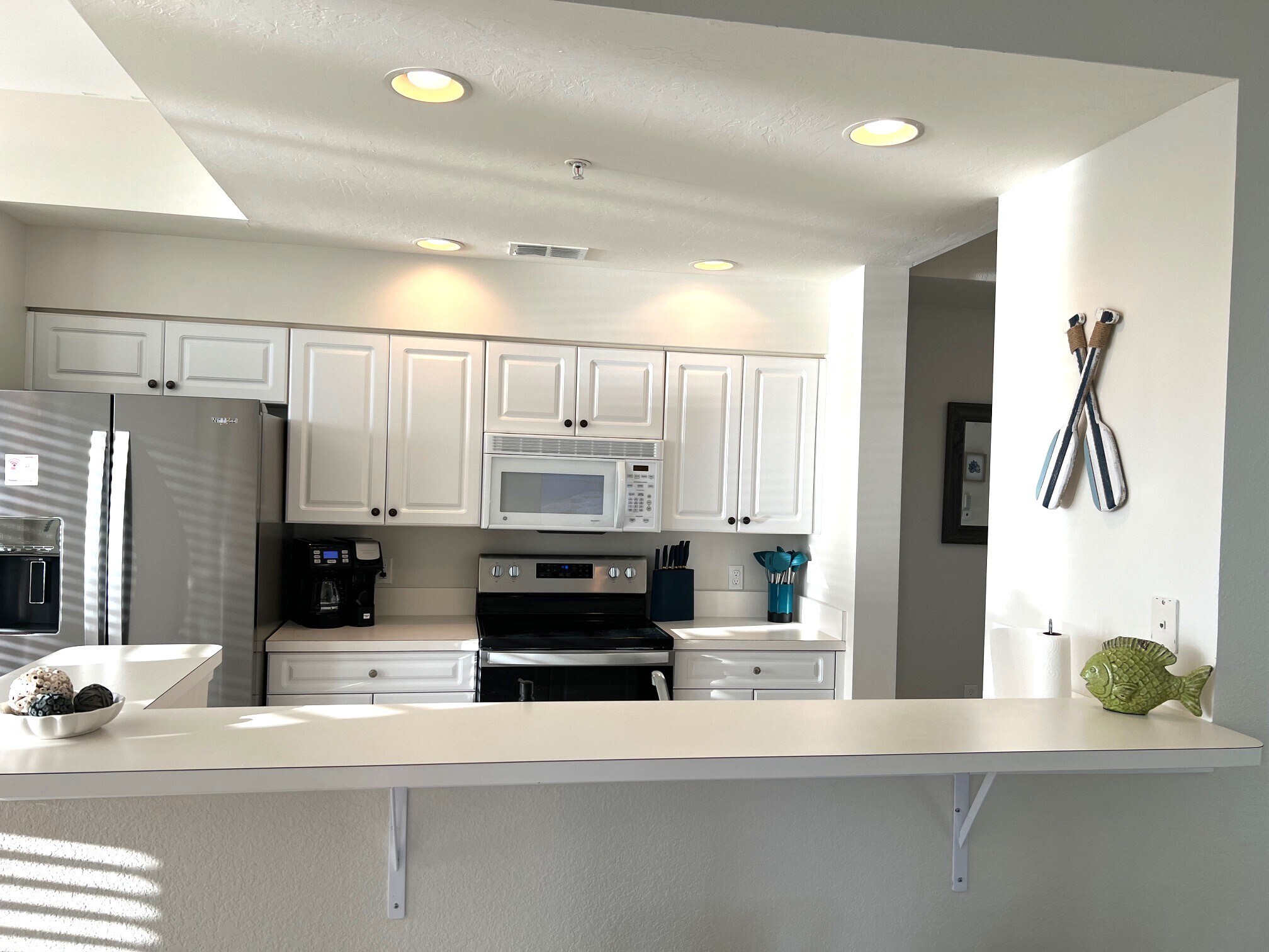 Building Photo - 16635 Lake Circle Dr